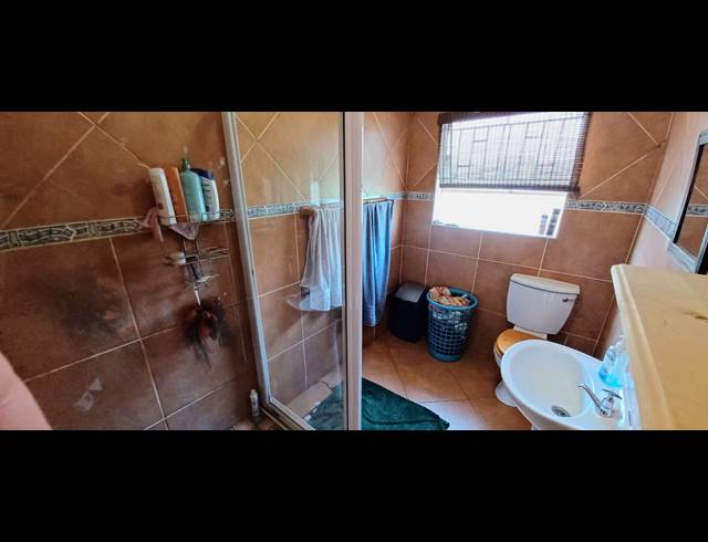 3 BEDROOM APARTMENT FOR SALE IN BIRCH ACRES